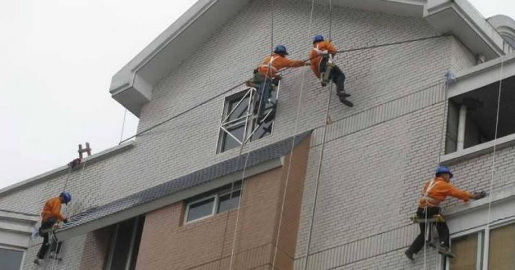楼层外墙修补或涂装